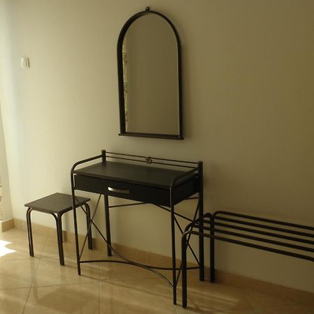 Nikolakakis Rooms Lavrio 객실 사진