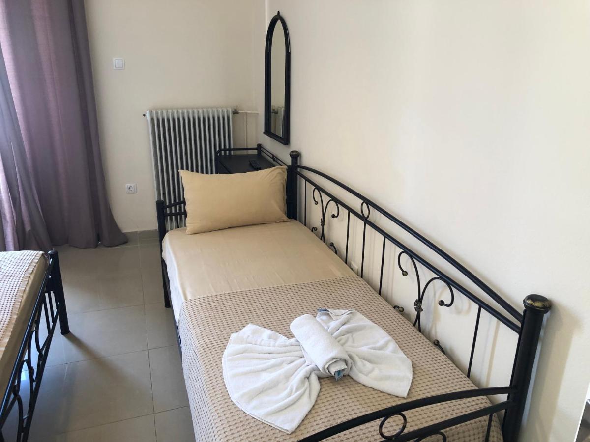 Nikolakakis Rooms Lavrio 외부 사진