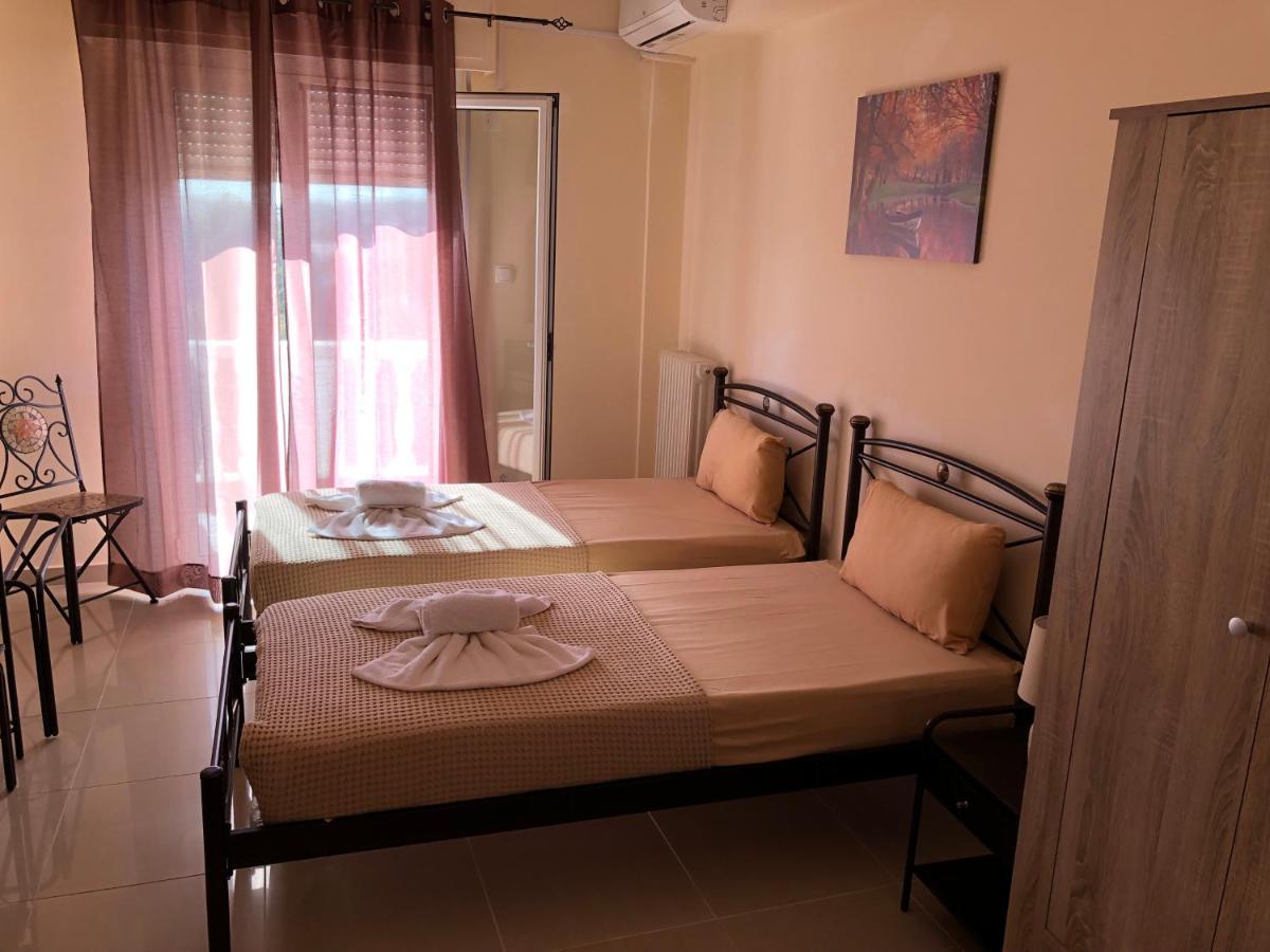 Nikolakakis Rooms Lavrio 외부 사진