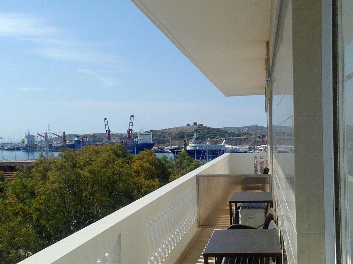 Nikolakakis Rooms Lavrio 외부 사진